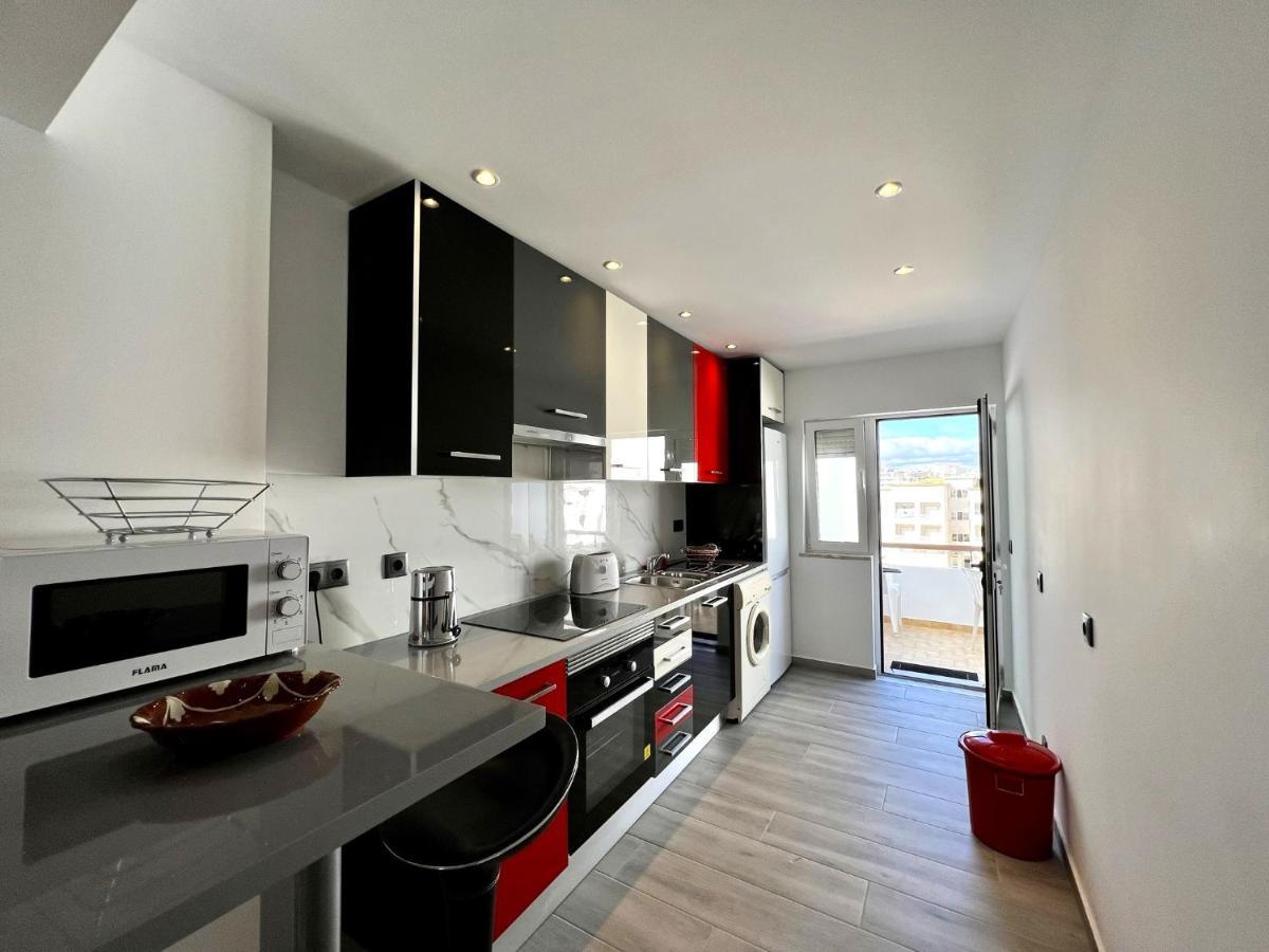 Apartmán Albufeira Downtown With Pool By Homing Exteriér fotografie